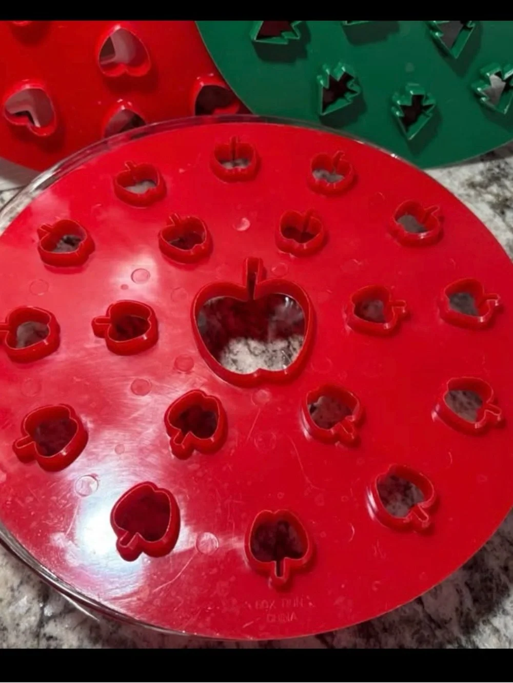 Pie top cutouts - Set of 4 Molds - Red, White, Green